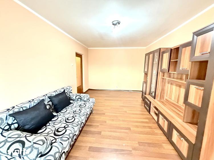 Apartament cu 2 camere decomandat în Banca Națională