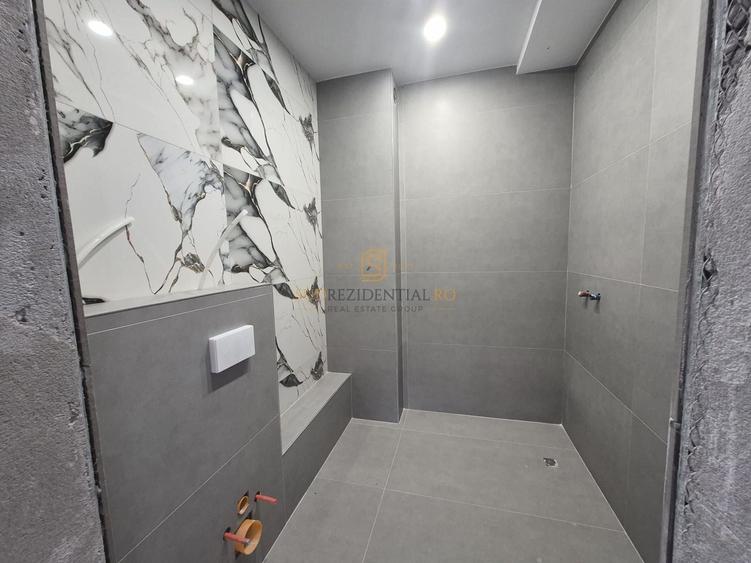 Duplex cu 4 camere cu Canalizare în 1 Decembrie