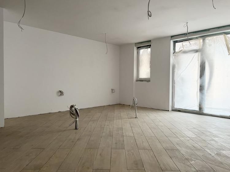 Apartament cu 2 camere decomandat în Torontalului — fotografia 1