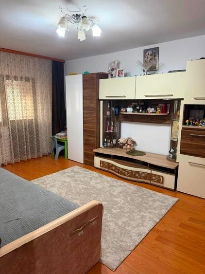 Apartament cu 2 camere decomandat, mobilat în Obor