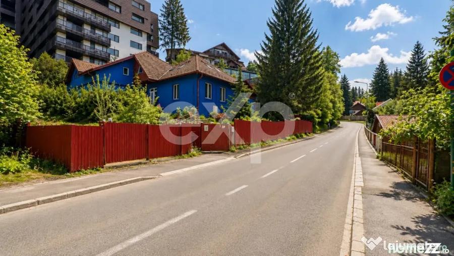 Casă cu 9 camere cu Teren 1766 Mp în Poiana Brașov