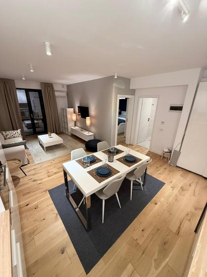 Apartament cu 2 camere semidecomandat, mobilat în Aviației