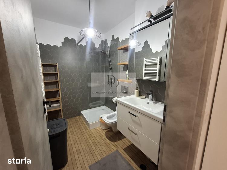 Apartament cu 2 camere semidecomandat în Borhanci