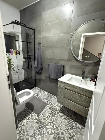 Duplex cu 5 camere cu Canalizare în Florești