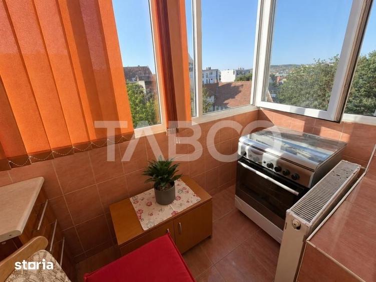 Apartament cu 2 camere decomandat în Lazaret