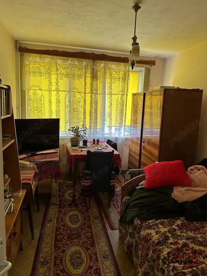 Apartament cu 3 camere decomandat în Central