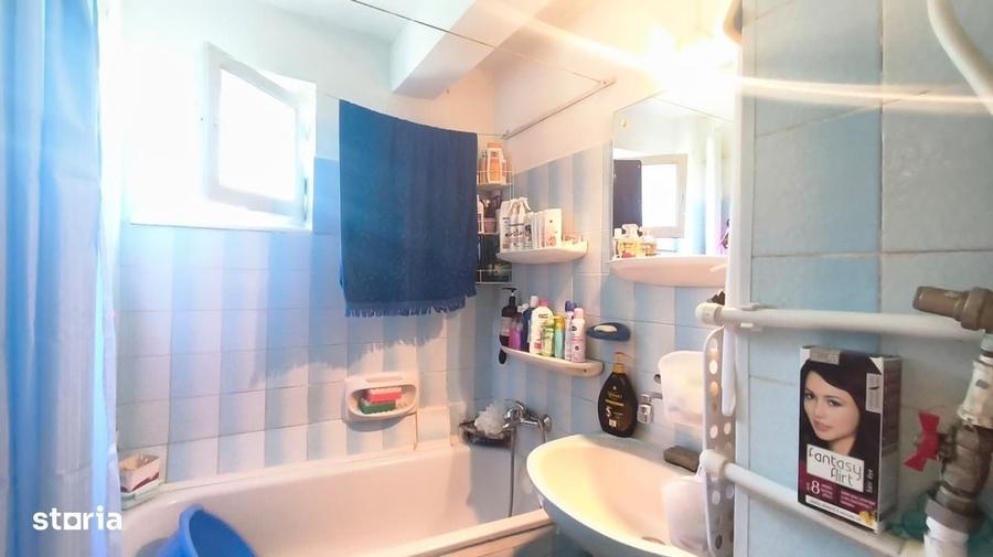 Apartament cu 3 camere în Gojdu