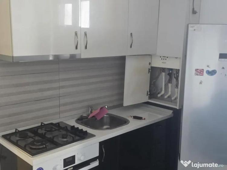 Apartament cu 2 camere semidecomandat în Chiajna