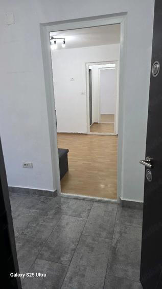 Apartament cu 2 camere semidecomandat în Horia