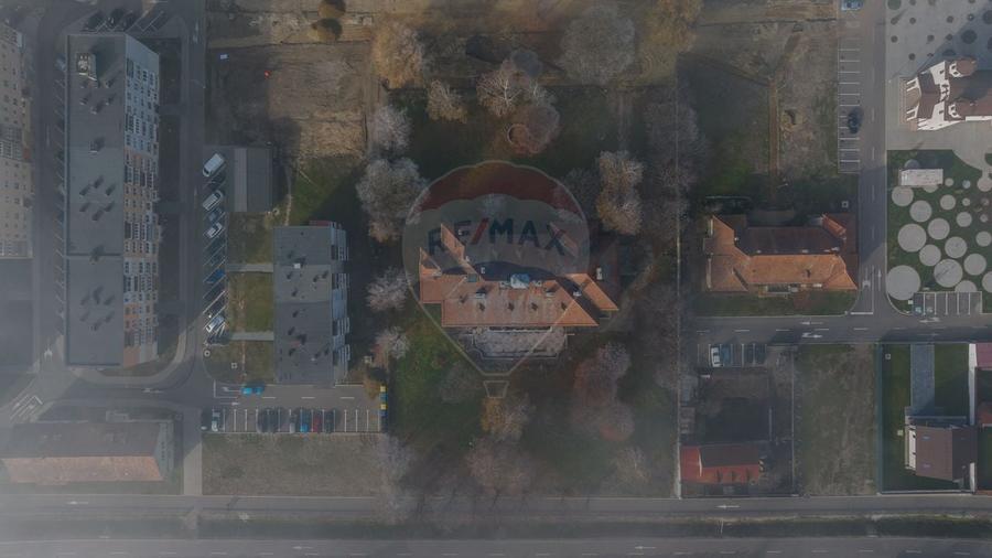 Casă cu 16 camere cu Teren 5861 Mp în Bod