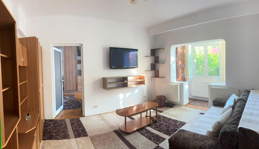 Apartament cu 2 camere semidecomandat în Ferdinand