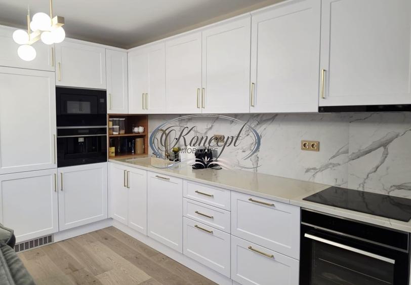 Apartament cu 4 camere semidecomandat, mobilat în Borhanci