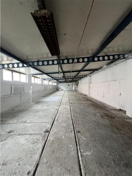 Spațiu industrial, de 500 mp, în Cristian