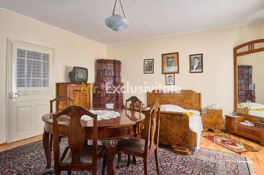 Casă cu 4 camere cu Teren 9915 Mp în Central