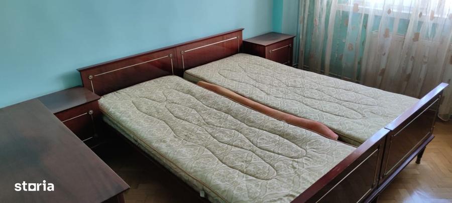 Vand apartament 3 camere zona Spitalul Judetean - 4