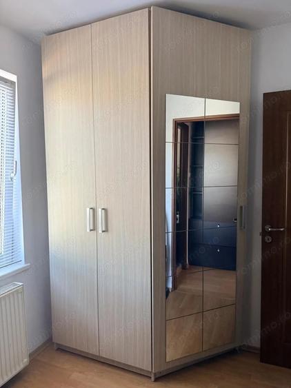Apartament cu 4 camere decomandat în Tudor