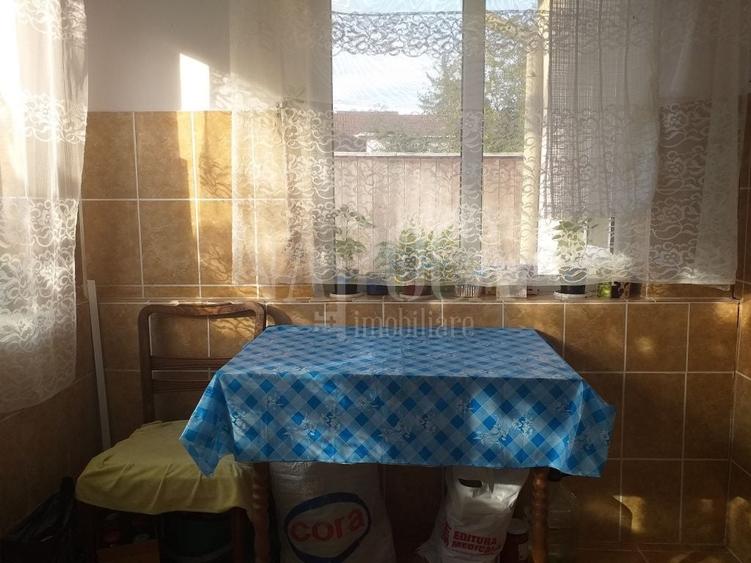 Casă individuală cu 3 camere cu Canalizare în Someșeni