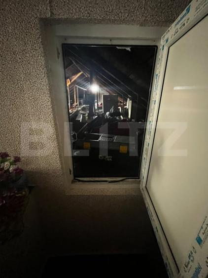 Casă cu 4 camere cu Teren 1150 Mp în Central