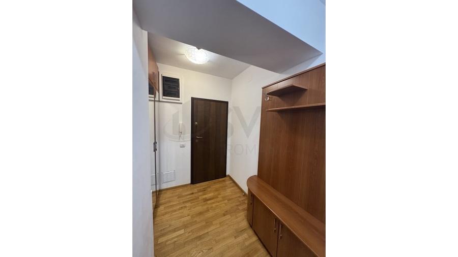 Apartament cu 3 camere semidecomandat, mobilat în Herăstrău