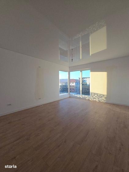 Apartament cu 3 camere decomandat în Dobroești