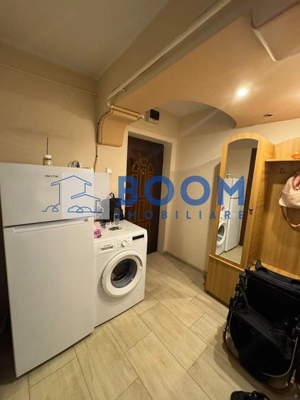 Apartament cu 2 camere decomandat în Petrișor