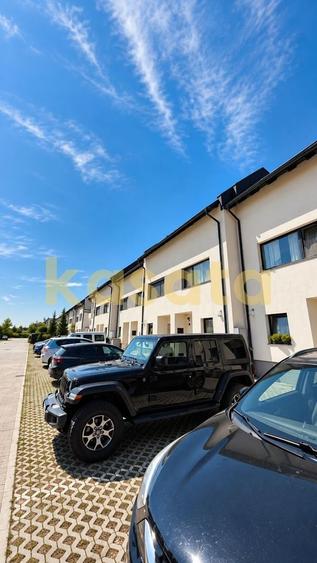 Duplex cu 5 camere cu Canalizare în Pipera