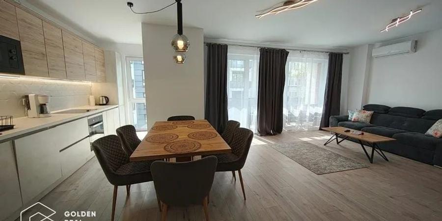 Apartament cu 3 camere decomandat în Vladimirescu