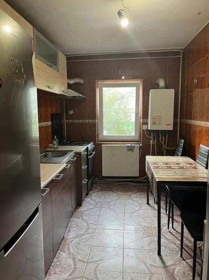 De vanzare apartament cu 4 camere si 2 balcoane, mobilat si utilat, Pret 59000euro - 6