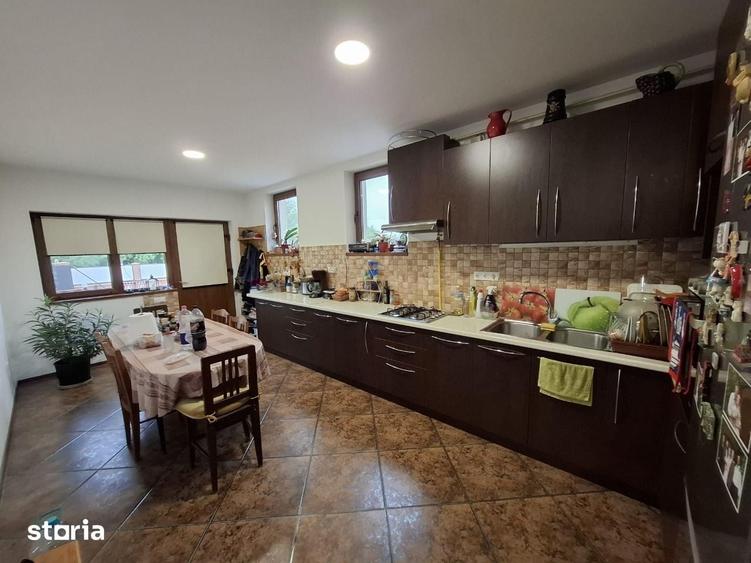 Casă cu 5 camere cu Teren 1500 Mp în Satulung