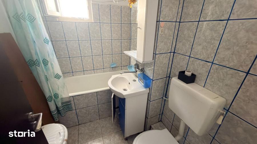 Apartament cu 2 camere decomandat în Vasile Aaron