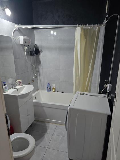 Garsonieră în Brazda lui Novac