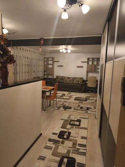 Apartament cu 2 camere semidecomandat în Vitan