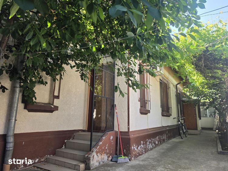 Casă cu 3 camere cu Teren 162 Mp în Vatra Luminoasă