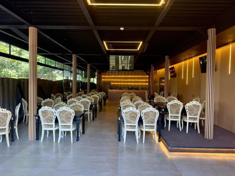 Spațiu comercial, de 500 mp, în P-ța Muncii