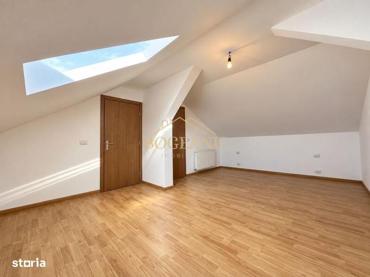 Apartament cu 3 camere semidecomandat în Neptun