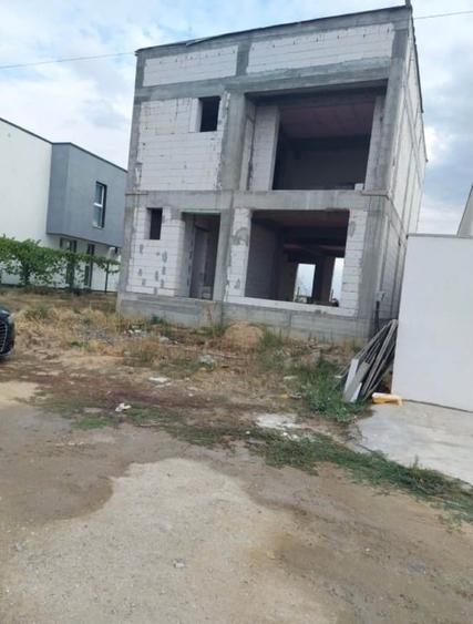 Casă individuală cu 3 camere cu Teren 407 Mp în Plaiul Vulcanești