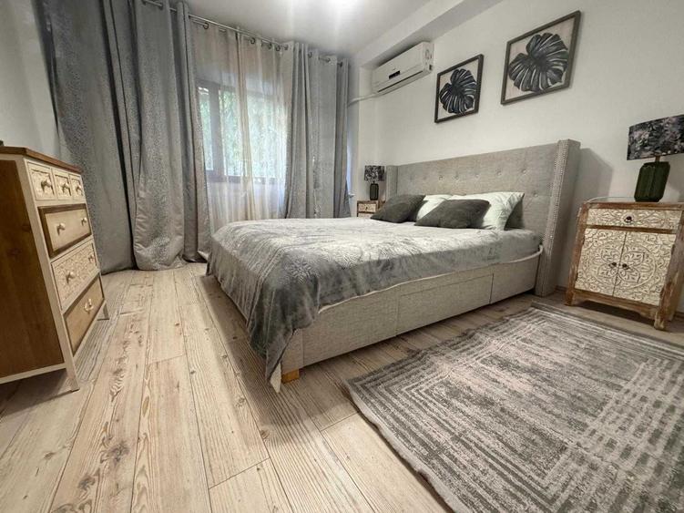 Apartament cu 3 camere decomandat în Ultracentral