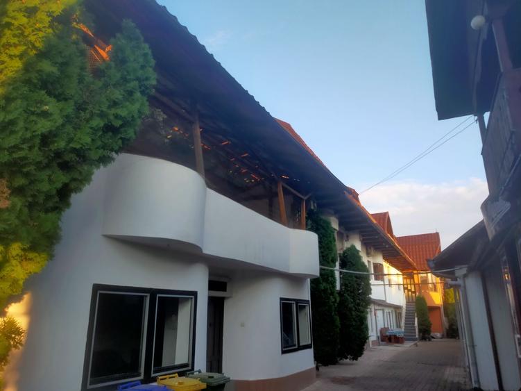 Casă cu 4 camere în Mihai Viteazu