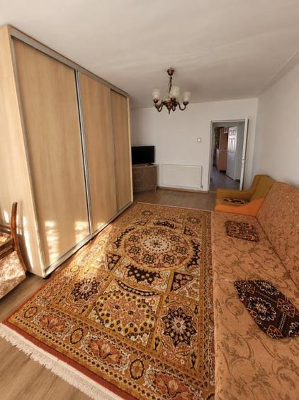 Apartament cu 2 camere decomandat, mobilat în Bogdan Vodă