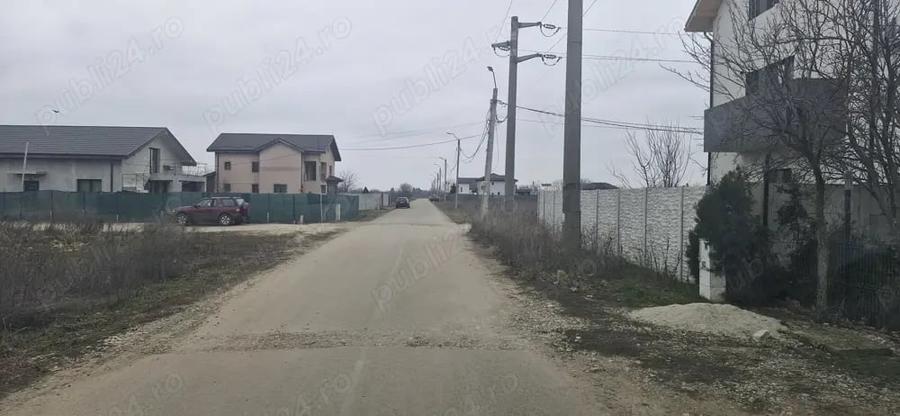 Teren de 1600 mp, în Central