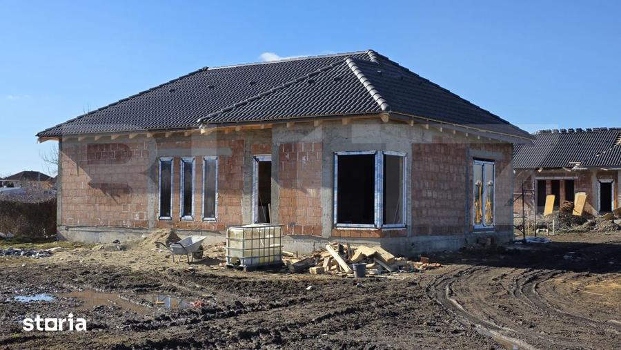 Casă cu 3 camere cu Teren 500 Mp în Unirea