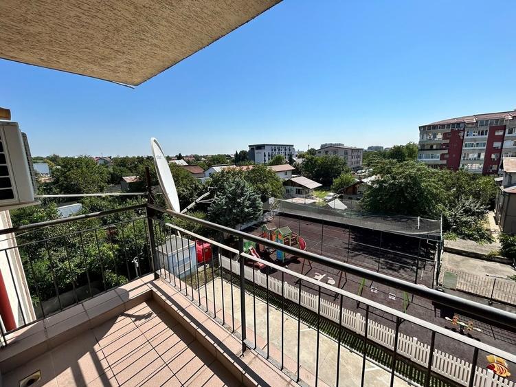 Apartament cu 2 camere semidecomandat, mobilat în Est