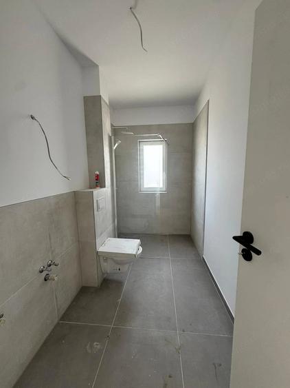 Apartament cu 2 camere semidecomandat în Torontalului