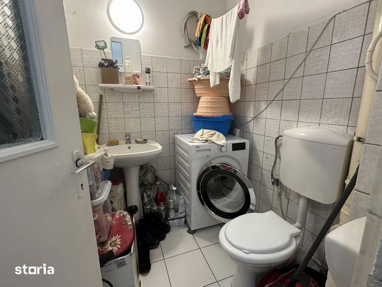 Apartament cu 4 camere decomandat, mobilat în Mărăști
