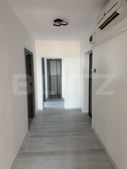 Apartament cu 3 camere decomandat, mobilat în Micro 21