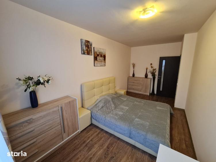 Apartament cu 3 camere decomandat în Intim
