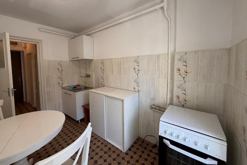 Apartament cu 2 camere semidecomandat în Ștefan cel Mare