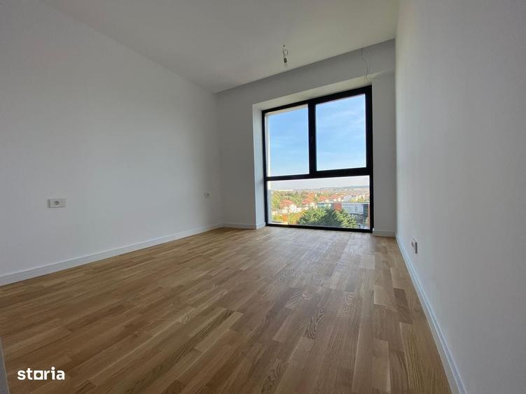 Apartament cu 3 camere în Est