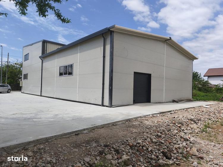 Spațiu comercial, de 375 mp, în Central