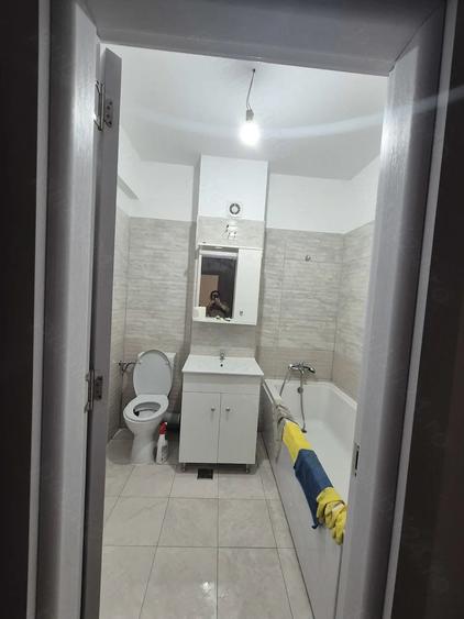 Apartament cu 2 camere decomandat în Exterior Vest